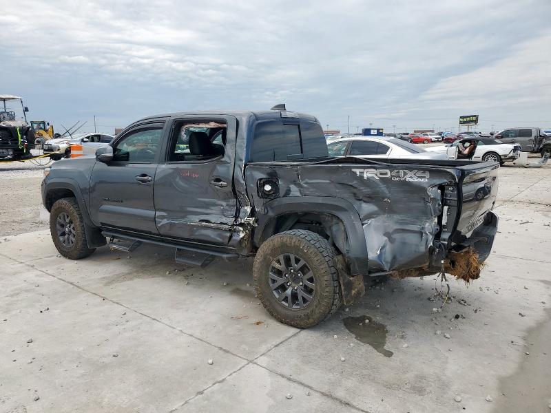 3TMCZ5AN3NM500250 - 2022 TOYOTA TACOMA DOUBLE CAB GRAY photo 2