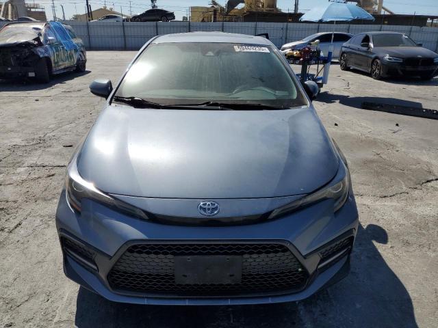 5YFP4MCE2MP077188 - 2021 TOYOTA COROLLA SE ლურჯი ფოტო 5
