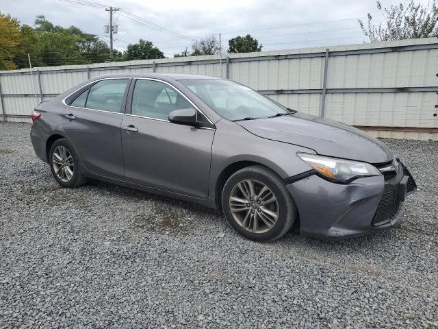 4T1BF1FK0HU798988 - 2017 TOYOTA CAMRY LE GRAY photo 4