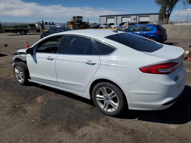 3FA6P0H70JR224710 - 2018 FORD FUSION SE WHITE photo 2