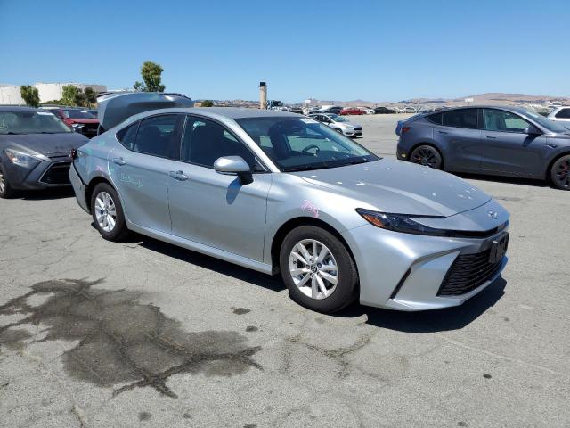 4T1DAACK0SU152868 - 2025 TOYOTA CAMRY XSE 银色 照片 4