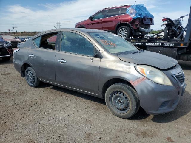 3N1CN7AP7DL852859 - 2013 NISSAN VERSA S CHARCOAL photo 4