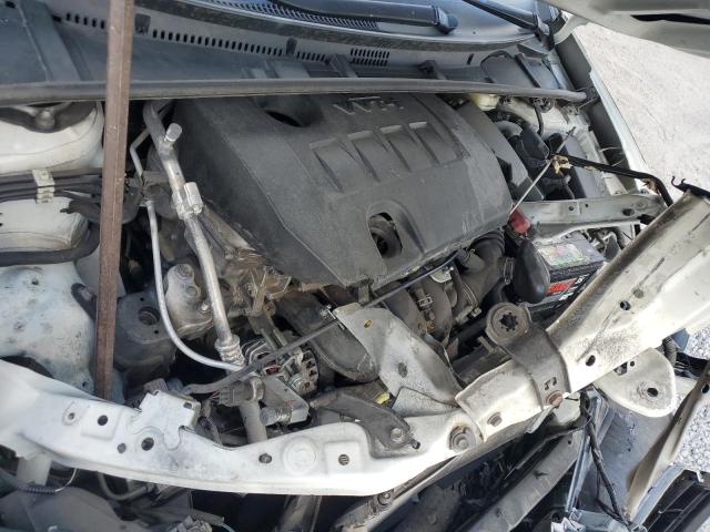 5YFBURHE5JP784314 - 2018 TOYOTA COROLLA L თეთრი ფოტო 11