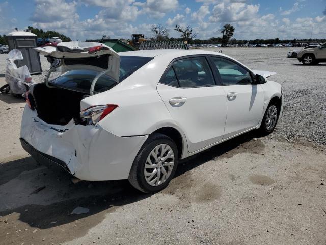 5YFBURHE5JP784314 - 2018 TOYOTA COROLLA L თეთრი ფოტო 3