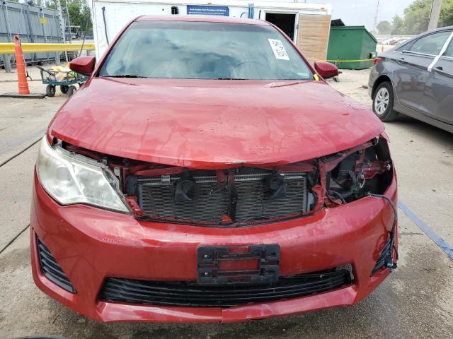 4T4BF1FKXDR295663 - 2013 TOYOTA CAMRY L 红色 照片 5