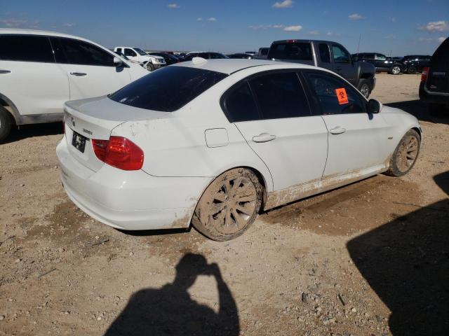 WBAPH5C55BA448384 - 2011 BMW 328 I SULEV WHITE photo 3