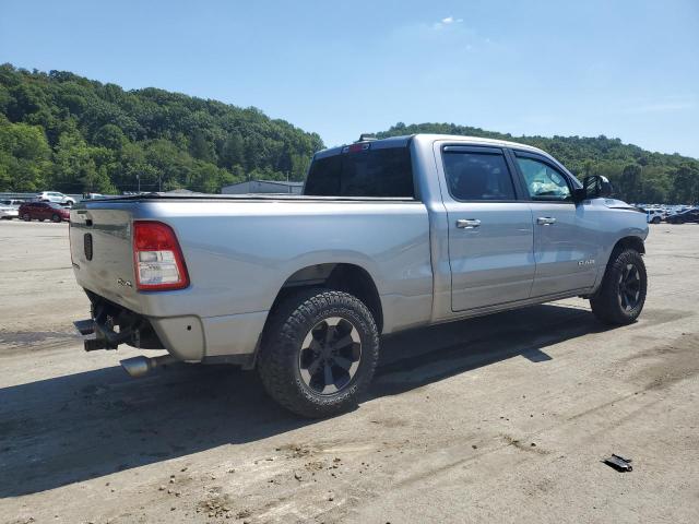 1C6SRFMT0KN637618 - 2019 RAM 1500 BIG HORN/LONE STAR SILVER photo 3