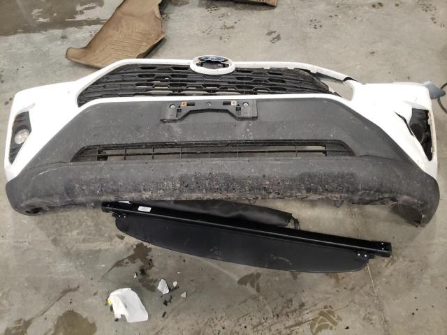 4T3RWRFV2MU038196 - 2021 TOYOTA RAV4 XLE Biały zdjęcie 13