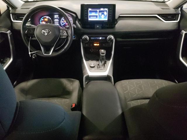 4T3RWRFV2MU038196 - 2021 TOYOTA RAV4 XLE Biały zdjęcie 8