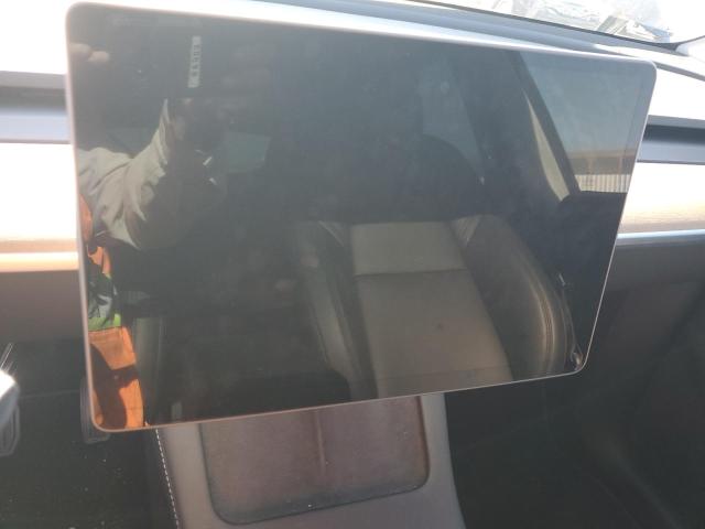 7SAYGDEFXPA049219 - 2023 TESLA MODEL Y GRAY photo 9