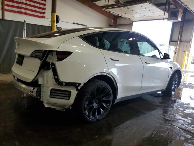 7SAYGDEE4SF223000 - 2025 TESLA MODEL Y WHITE photo 3