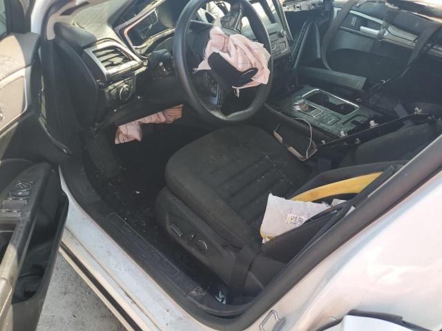 3FA6P0H72HR356071 - 2017 FORD FUSION SE WHITE photo 8