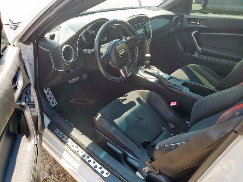 JF1ZNAA12D2730059 - 2013 TOYOTA SCION FR-S WHITE photo 8