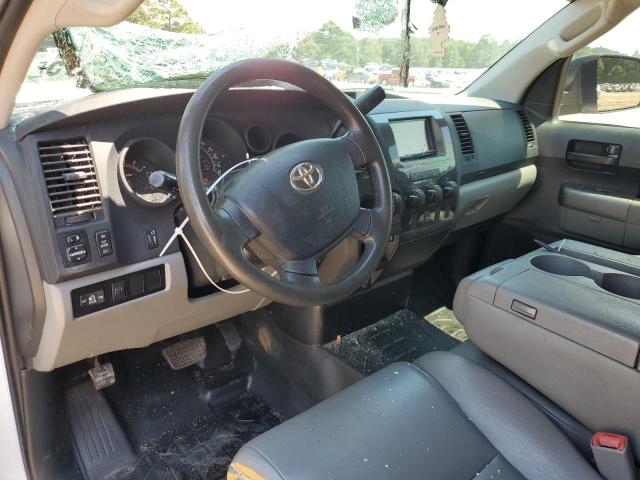 5TFRU5F1XCX026416 - 2012 TOYOTA TUNDRA DOUBLE CAB SR5 WHITE photo 8