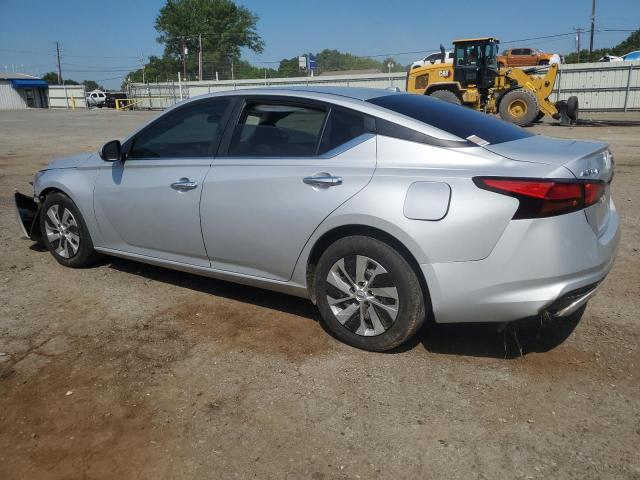 1N4BL4BV5KN314660 - 2019 NISSAN ALTIMA S 银色 照片 2