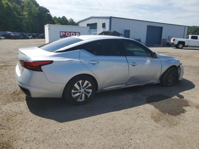 1N4BL4BV5KN314660 - 2019 NISSAN ALTIMA S 银色 照片 3