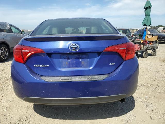 5YFBURHE3JP779306 - 2018 TOYOTA COROLLA L BLUE photo 6
