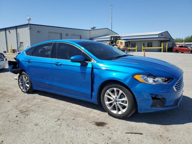 3FA6P0HD3LR233040 - 2020 FORD FUSION SE BLUE photo 4