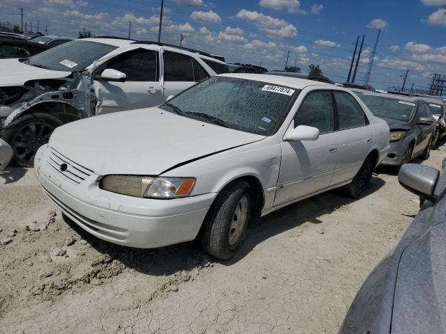 1999 TOYOTA CAMRY LE, 