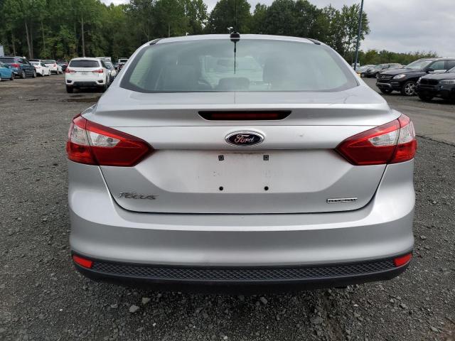 1FAHP3E29CL462351 - 2012 FORD FOCUS S SILVER photo 6