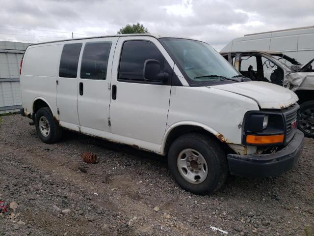 1GTZGFBGXA1126667 - 2010 GMC SAVANA G2500 WHITE photo 4