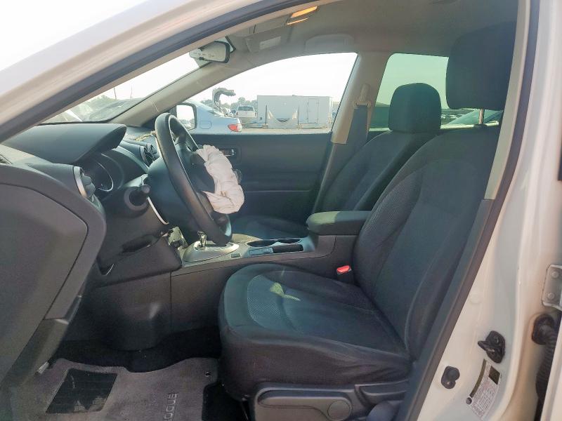 JN8AS5MT8DW022898 - 2013 NISSAN ROGUE S WHITE photo 7