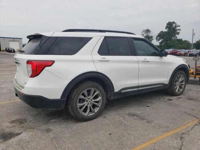 1FMSK8DH2LGA80927 - 2020 FORD EXPLORER XLT WHITE photo 3