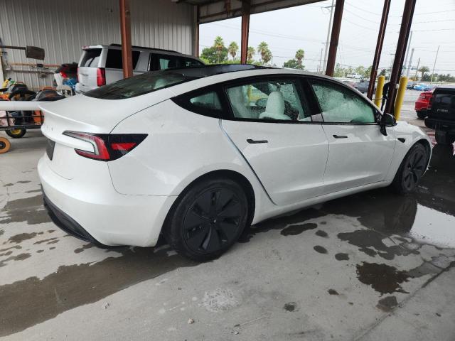 5YJ3E1EA7SF979879 - 2025 TESLA MODEL 3 白色 照片 3