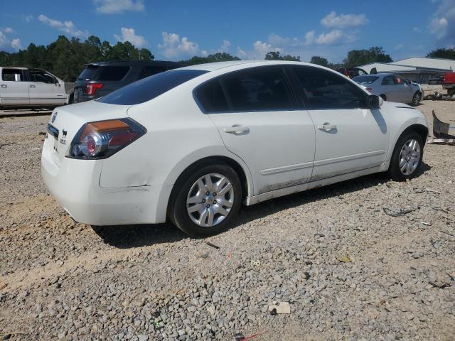 1N4AL2AP2BC132865 - 2011 NISSAN ALTIMA BASE WHITE photo 3