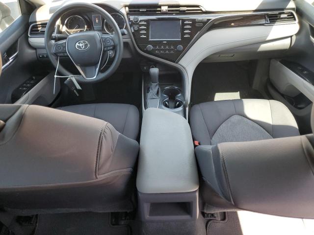 4T1C11AK2LU391659 - 2020 TOYOTA CAMRY LE 银色 照片 8