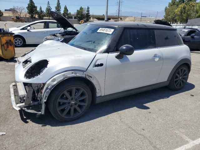 2014 MINI COOPER, 