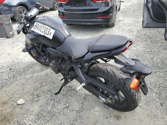 JYARM27E0KA003062 - 2019 YAMAHA MT07 BLACK photo 3