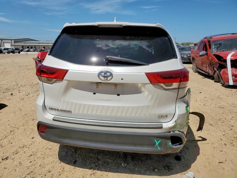 5TDKZRFH4JS540983 - 2018 TOYOTA HIGHLANDER SE Biały zdjęcie 6