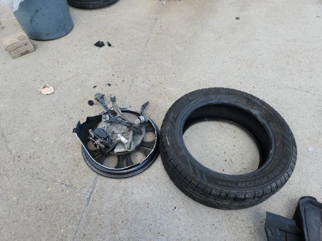 5GAERDKW7KJ238446 - 2019 BUICK ENCLAVE AVENIR BLACK photo 13