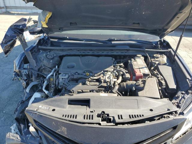 JTNB11HK8J3049783 - 2018 TOYOTA CAMRY L BLUE photo 11