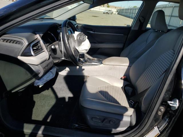 JTNB11HK8J3049783 - 2018 TOYOTA CAMRY L BLUE photo 7