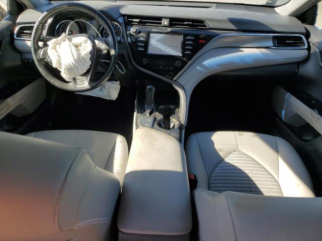 JTNB11HK8J3049783 - 2018 TOYOTA CAMRY L BLUE photo 8