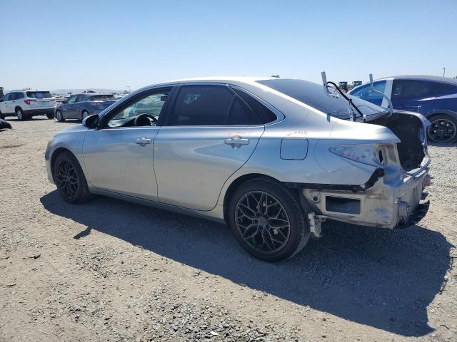 4T1BF1FK1GU234474 - 2016 TOYOTA CAMRY LE SILVER photo 2
