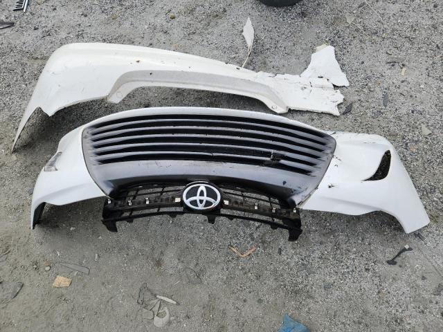 4T1BF1FK6HU345796 - 2017 TOYOTA CAMRY LE WHITE photo 12