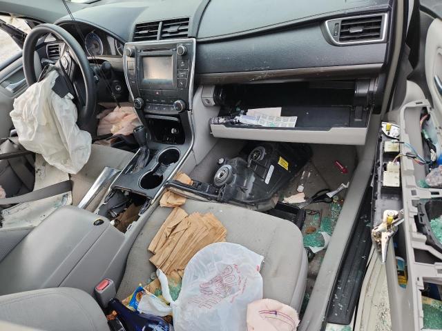 4T1BF1FK6HU345796 - 2017 TOYOTA CAMRY LE WHITE photo 8