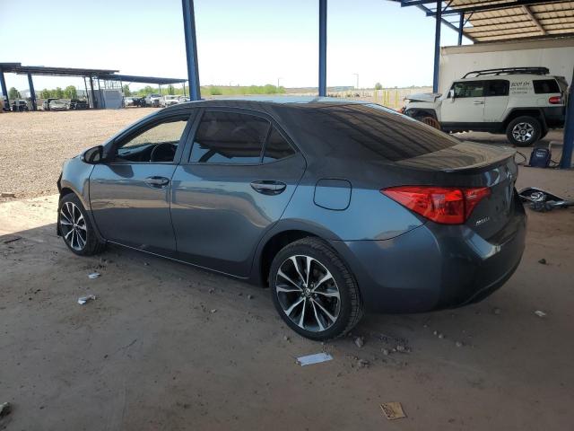 2T1BURHE2JC006617 - 2018 TOYOTA COROLLA L GRAY photo 2