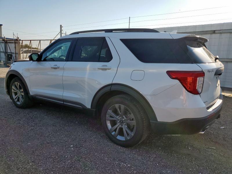 1FMSK7DH7PGA50581 - 2023 FORD EXPLORER XLT 白色 照片 2
