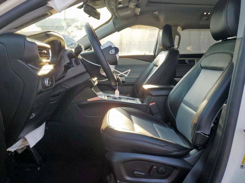 1FMSK7DH7PGA50581 - 2023 FORD EXPLORER XLT 白色 照片 7