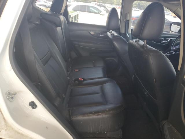 JN8AT2MT6HW149070 - 2017 NISSAN ROGUE S WHITE photo 10
