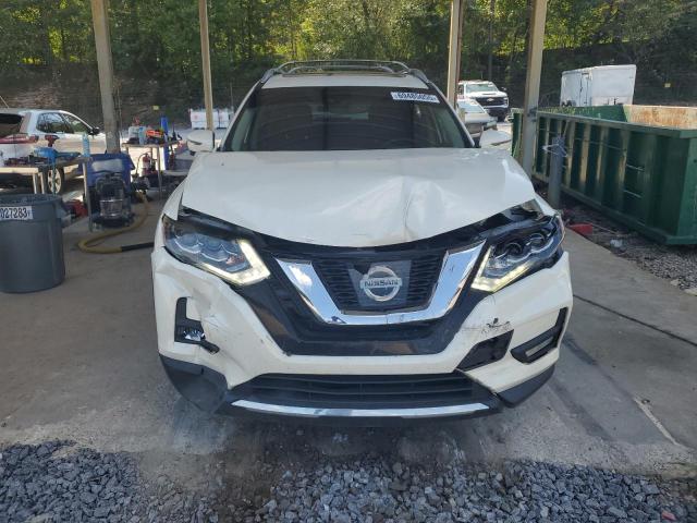 JN8AT2MT6HW149070 - 2017 NISSAN ROGUE S WHITE photo 5