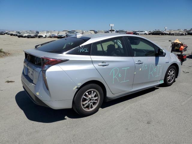 JTDKARFU6J3552395 - 2018 TOYOTA PRIUS SILVER photo 3