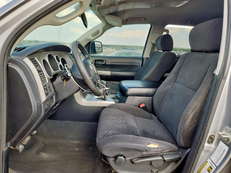 5TFRM5F10DX067400 - 2013 TOYOTA TUNDRA DOUBLE CAB SR5 SILVER photo 7