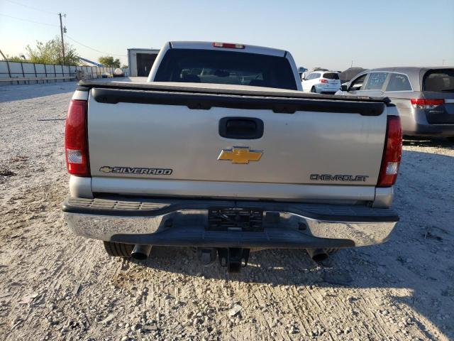 1GCGC13U76F149781 - 2006 CHEVROLET SILVERADO C1500 HEAVY DUTY SILVER photo 6