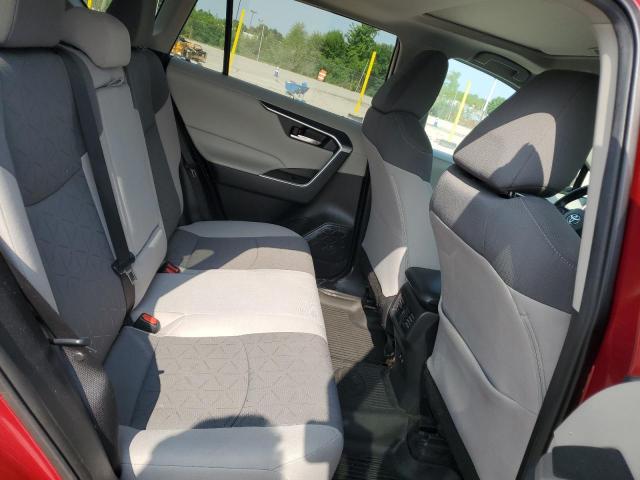 2T3P1RFV4MW226255 - 2021 TOYOTA RAV4 XLE RED photo 11