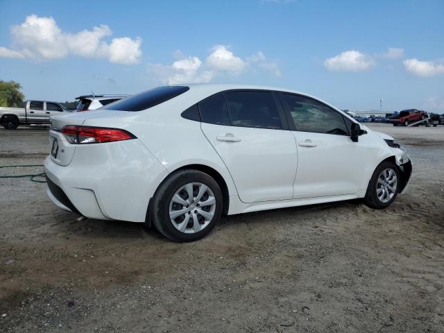 JTDEPMAE4N3018557 - 2022 TOYOTA COROLLA LE 白色 照片 3